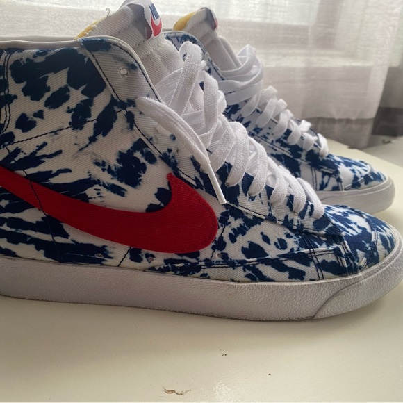 2020 NIKE BLAZER MID ‘77 VINTAGE “BLUE TIE-DYE”SIZE 9 - Picture 11 of 11